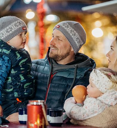 adventmarkt-hall-2023-kookie-kollective-hall-wattens