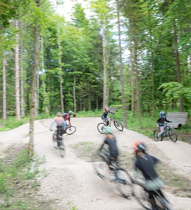 biken-im-bettelwurf-bikepark-hall-wattens-3