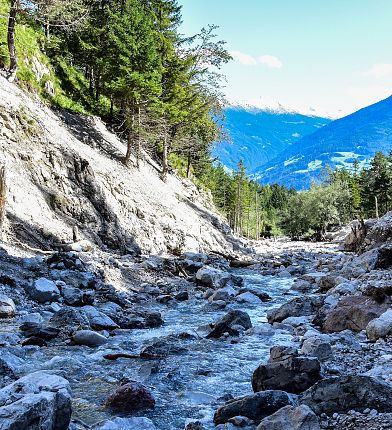 fallbach-wasserfall-naturpark-karwendel-aktiv-sommer-hall-wattens