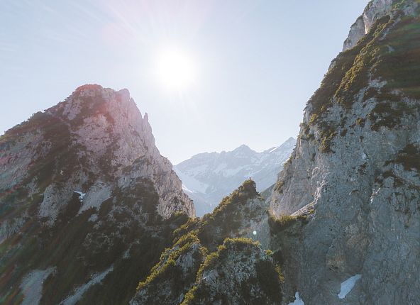 halltal-bergspitzen-moritz-klee-hall-wattens