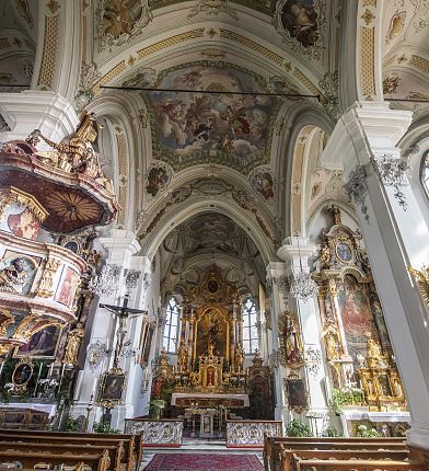 marien-basilika-absam-kraftort-hall-wattens