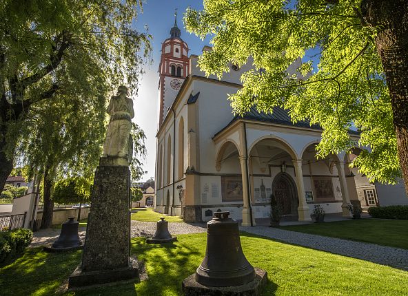 marien-basilika-absam-kraftort-hall-wattens