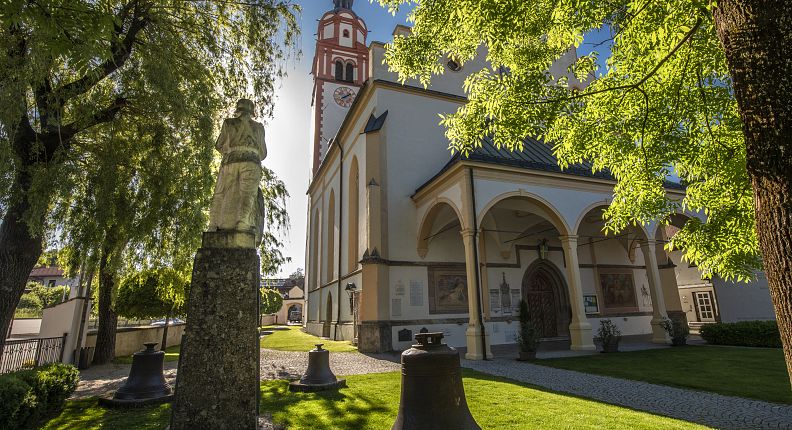 marien-basilika-absam-kraftort-hall-wattens