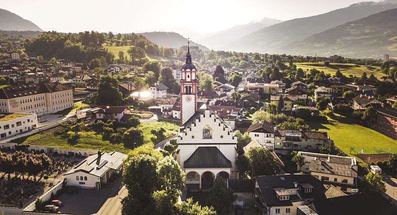 marien-basilika-absam-kraftort-hall-wattens