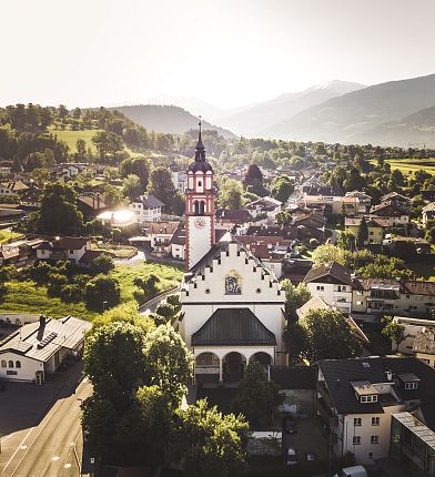 marien-basilika-absam-kraftort-hall-wattens