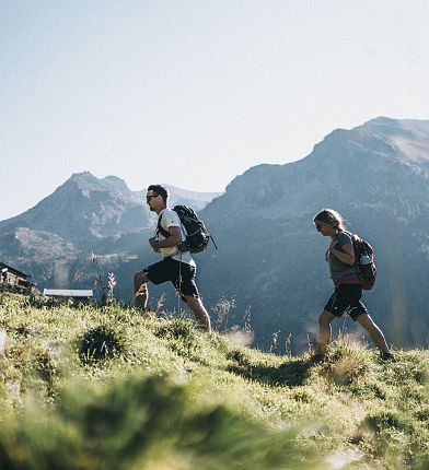 Wandern Sommerurlaub Tirol Region Hall-Wattens