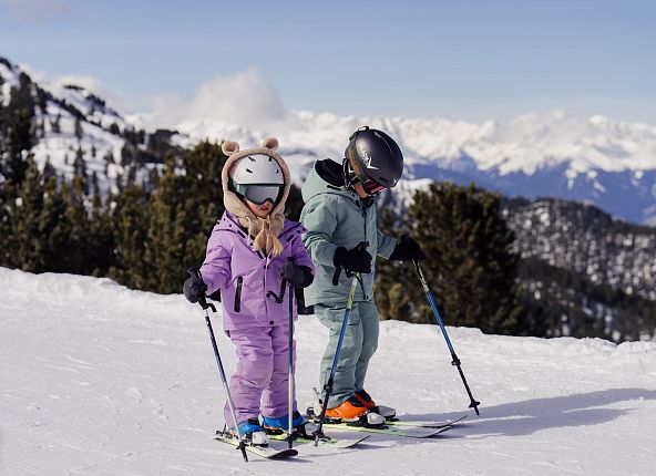 Skifahren Familie am Glungezer in Tirol