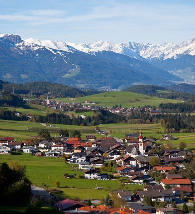 Tulfes Ortsansicht Berge