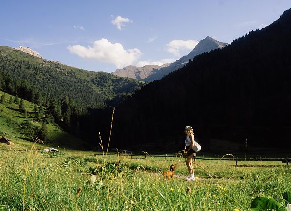 wandern-zirmweg-wattener-lizum-wattenberg-hall-wattens-tourismustvb-29-1