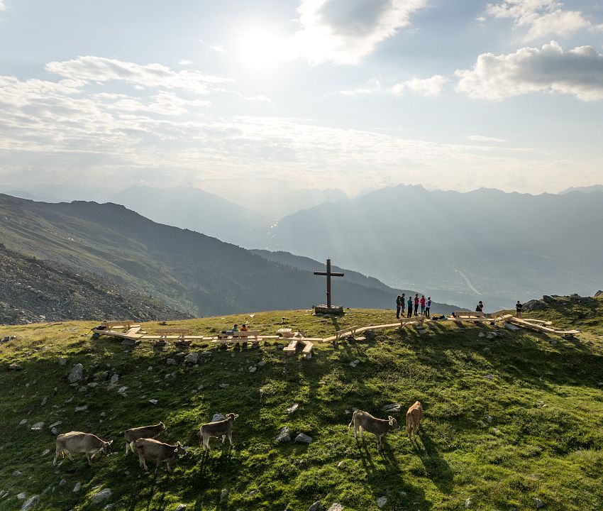 Längste Zirbenbank am Schartenkogel