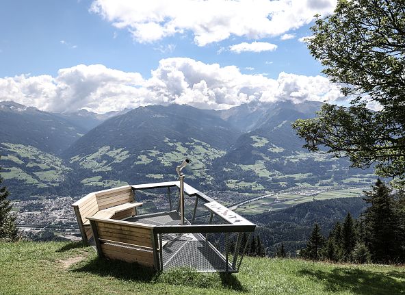 adlerblick-1522-hall-wattens