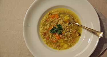 gerstensuppe-am-teller-4