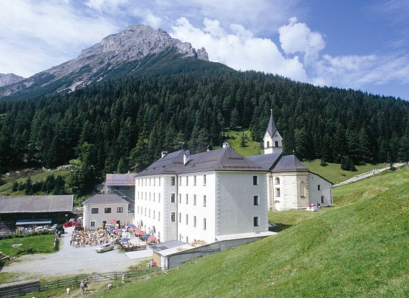 kloster-maria-waldrast-sommer-3