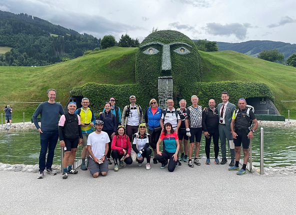 muenchen-mailand-rad-delegation-hall-wattens