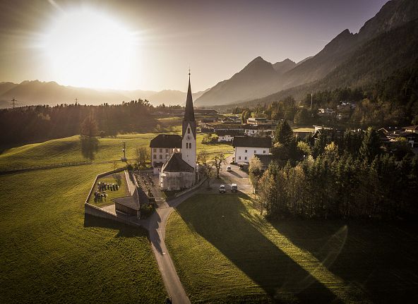 ortsansicht-gnadenwald-orte-der-region-kraftplatz-3