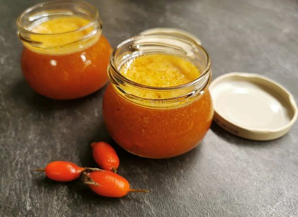 regionales-superfood-die-hagebutte-rezept-tiroler-superfood2-3