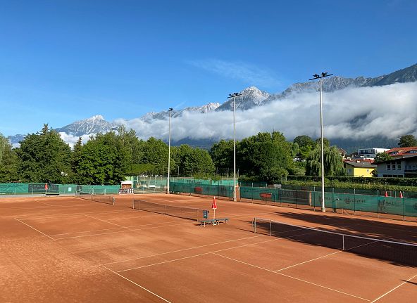 tennisplatz-hall-in-tirol-tennis-3