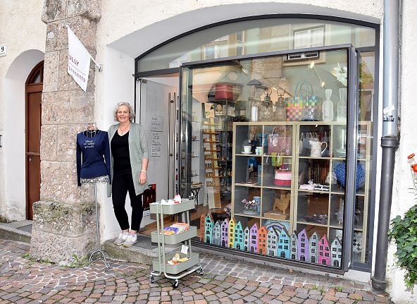 ully-geschenke-hall-in-tirol-3