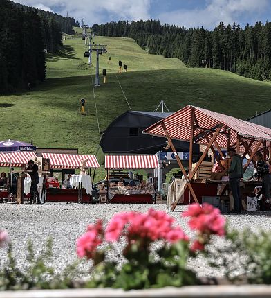 zirbenmarkt-am-glungezer-hall-wattens